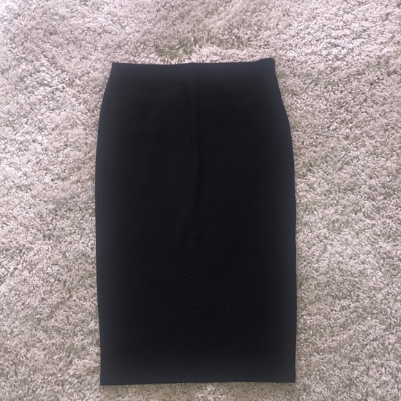 Forever 21 Dresses & Skirts - Black pencil skirt